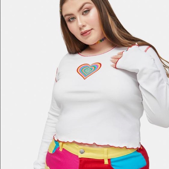Adorable rainbow heart long sleeve crop top with red lettuce hem ❤️ - Picture 2 of 4